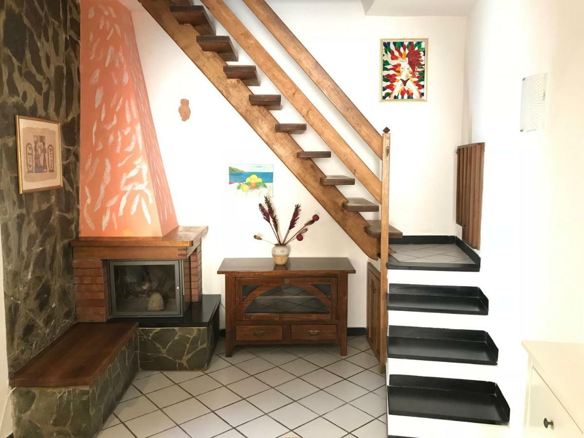 蒙特罗索阿尔马雷Casa Alba别墅 外观 照片
